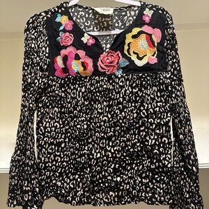 Savanna Jane Black and White Floral Embroidered Blouse